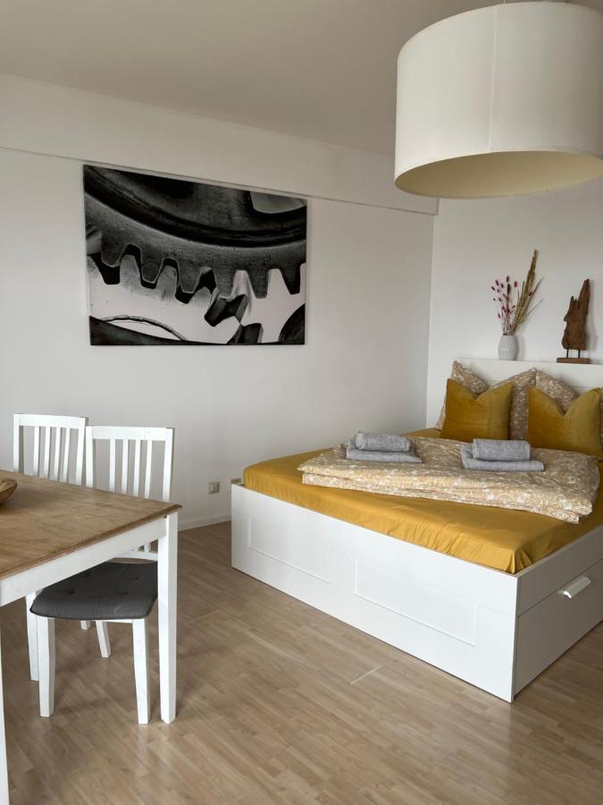 Cityapartment Im 33. Stock Augsburg Buitenkant foto